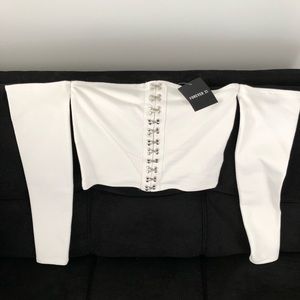 Forever 21 white long sleeve crop top.